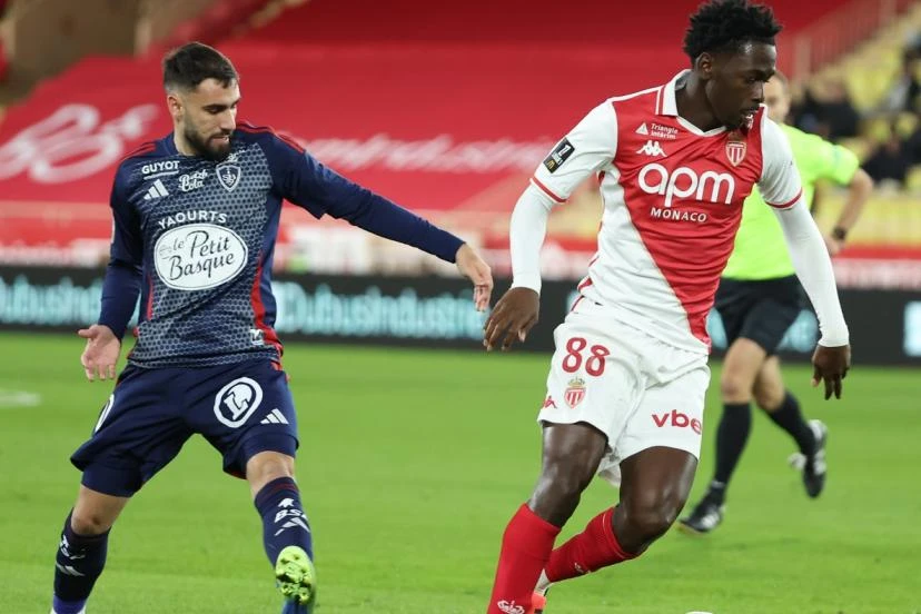 Photo de couverture de l'article Monaco privé de Zakaria, avec Caio Henrique remplaçant face au PSG