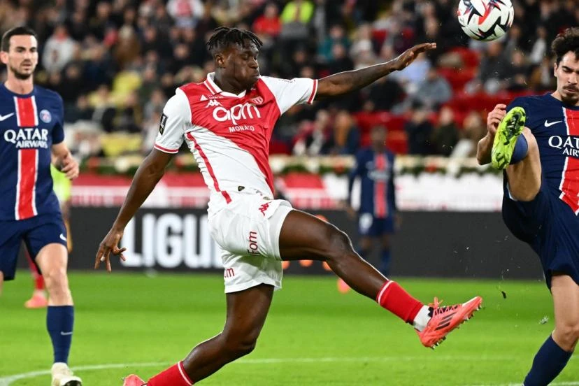 Racisme dans le foot : Monaco condamne fermement les attaques visant Wilfried Singo