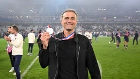 Photo de couverture de l'article Safonov, la nouvelle carte surprise de Luis Enrique au PSG