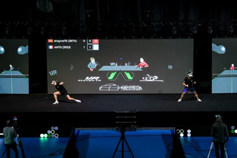 Antonin Landreau sacré premier champion du monde de Ping VR : une victoire historique