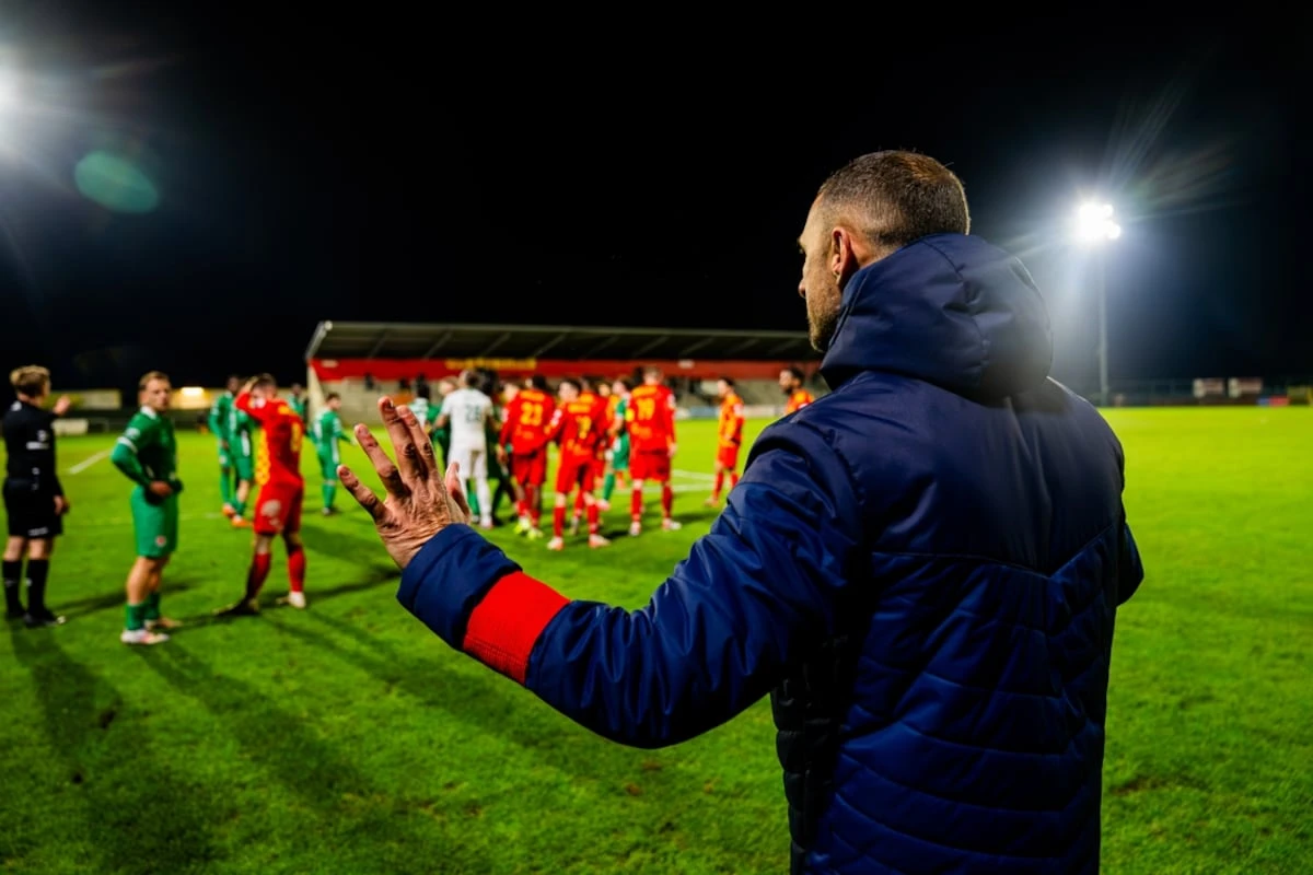 Photo de couverture de l'article Virton sur le point de changer de coach : les coulisses d'un remaniement imminent