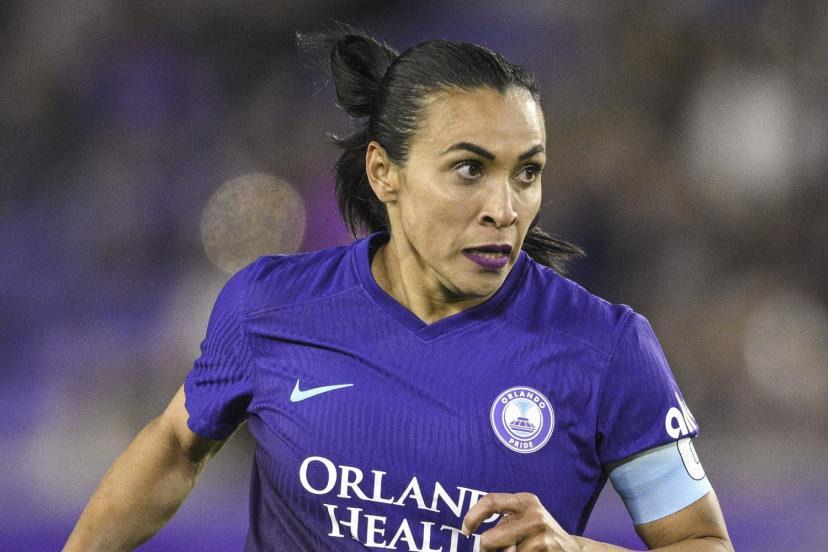 Photo de couverture de l'article Marta, la légende du foot féminin, prolonge l'aventure jusqu'à 40 ans