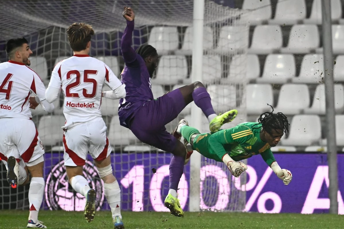 Photo de couverture de l'article Beerschot et Standard dos à dos : un match stérile qui n'arrange personne