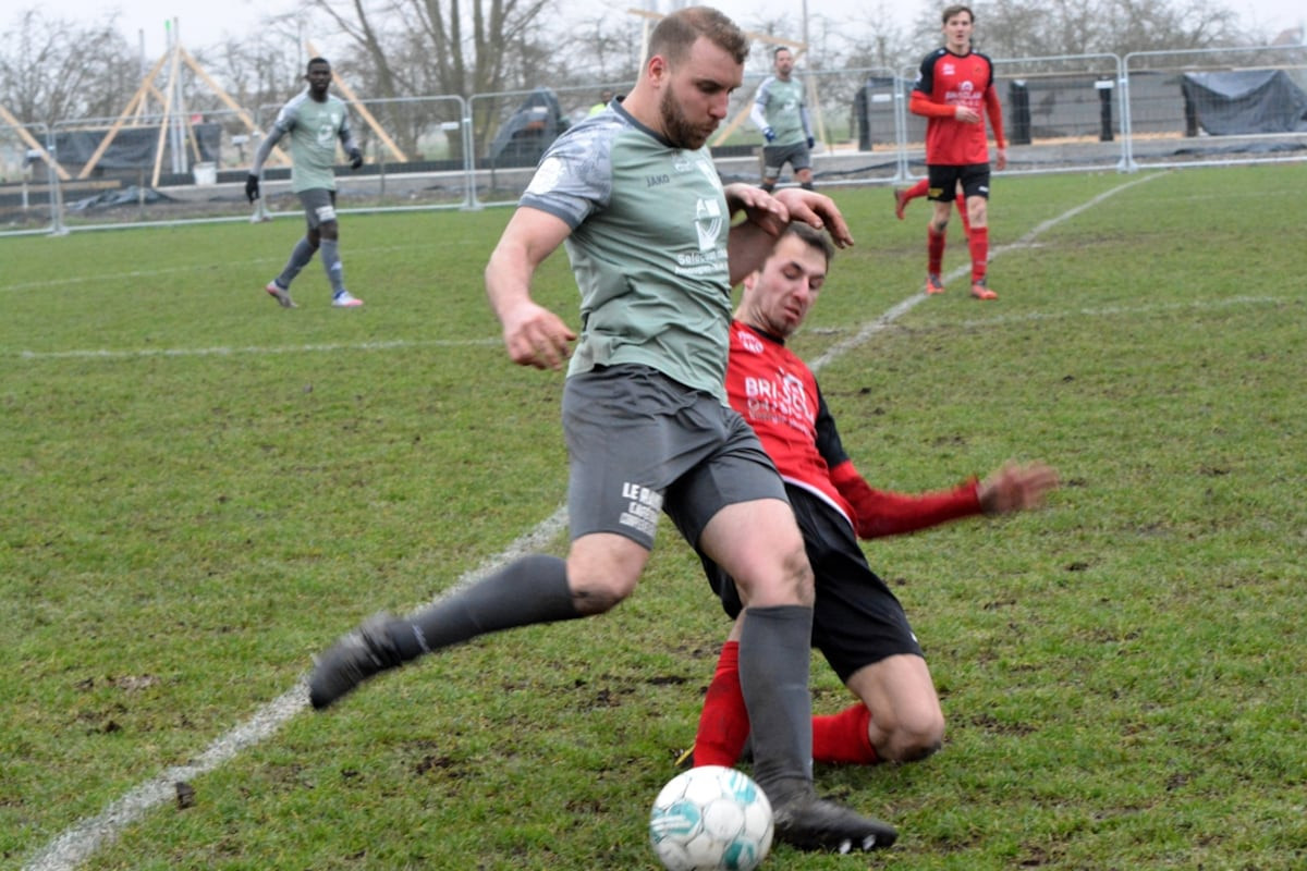 Néchin arrache une victoire cruciale face à Neufvilles et se rapproche du maintien