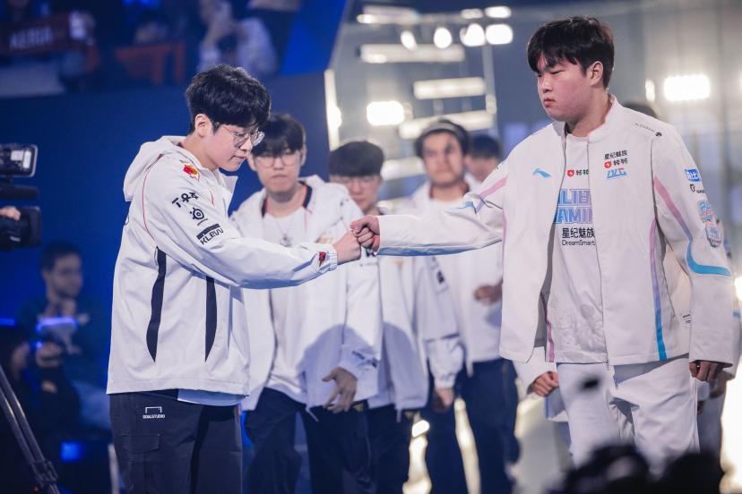 Worlds de League of Legends : T1 vs Bilibili Gaming, le choc des styles en finale