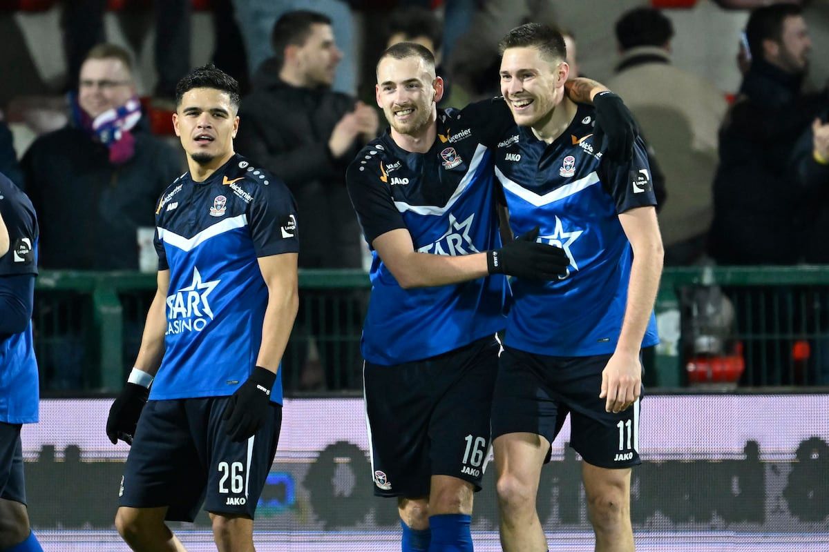 Photo de couverture de l'article Dender écrase Courtrai et se rapproche du top 6 en Jupiler Pro League