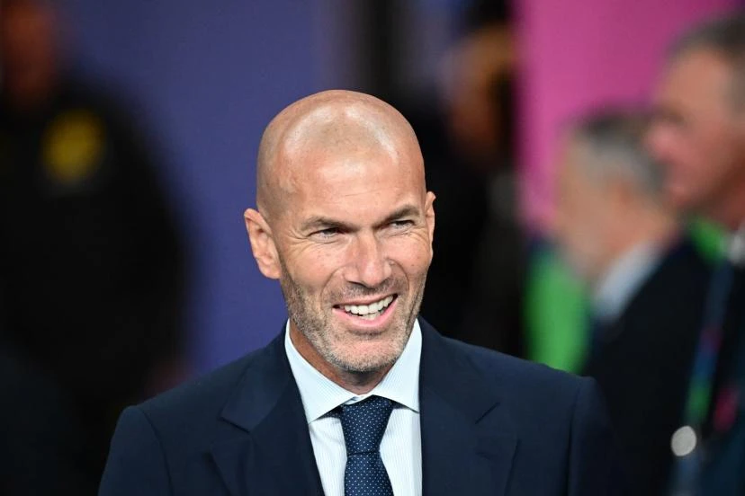 Zidane, plébiscité par les fans pour succéder à Deschamps