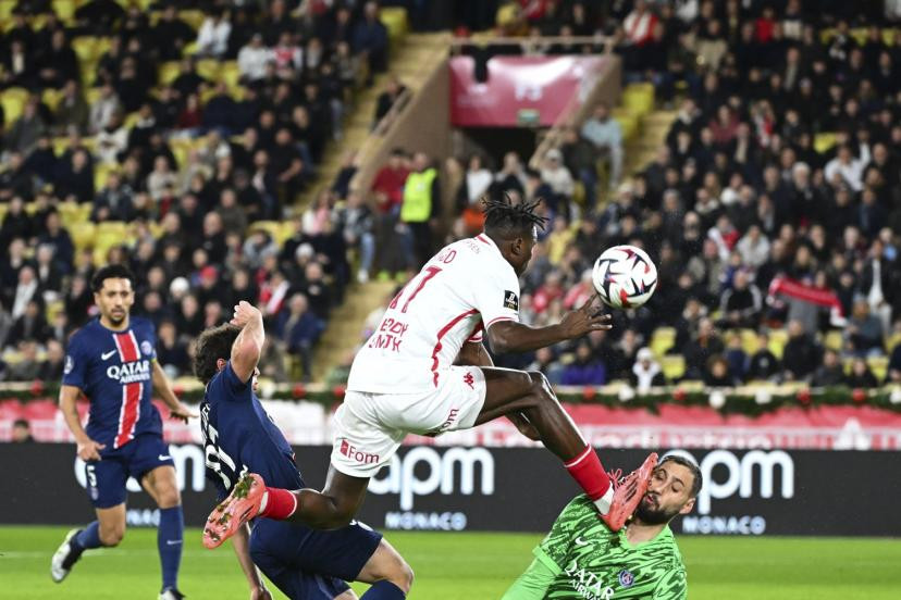 Arbitrage polémique : La FFF estime que Singo aurait dû être expulsé après la blessure de Donnarumma