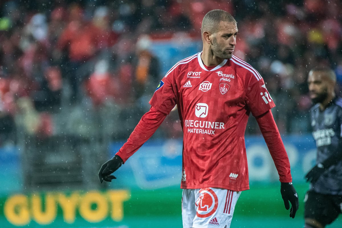 Islam Slimani : Un Nouveau Chapitre en Belgique avec Westerlo