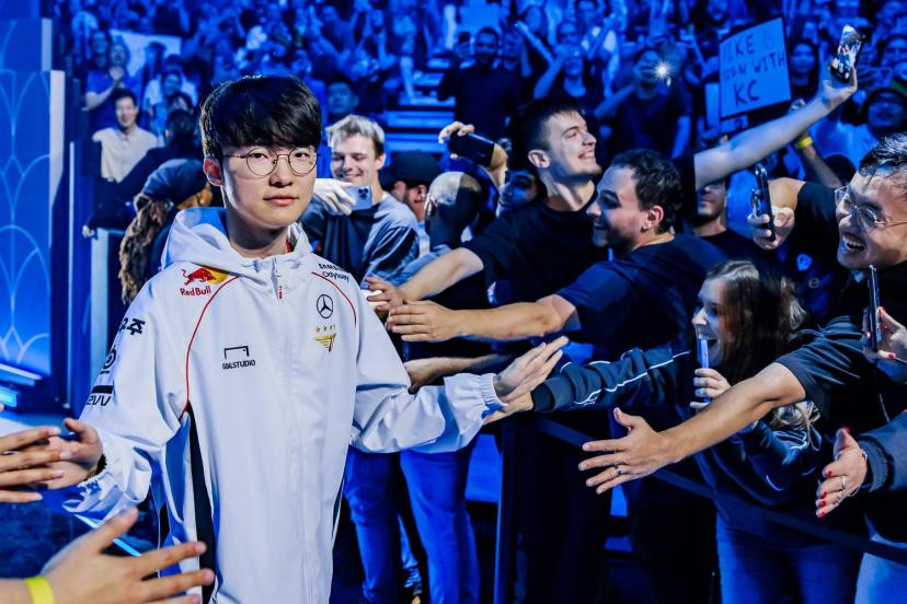 Faker, le septième ciel : Une nouvelle finale mondiale pour la légende de League of Legends