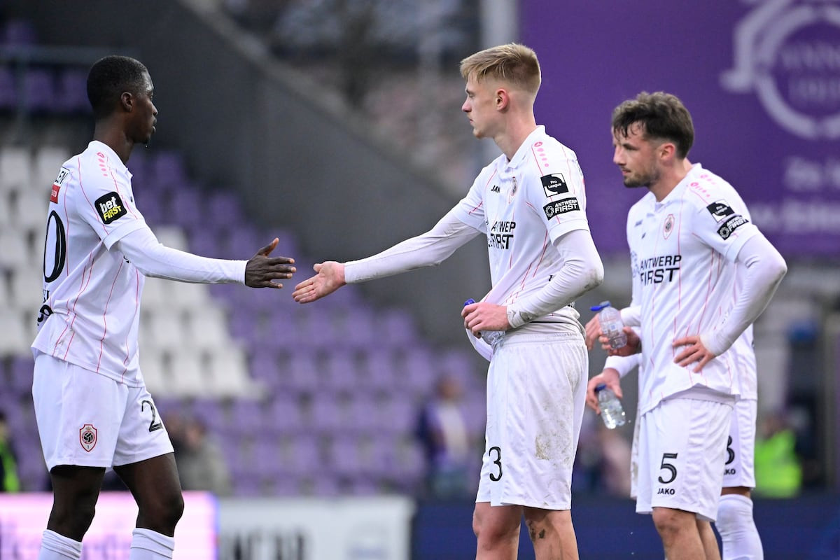 Derby Beerschot-Antwerp : Un Match Sous Haute Tension Se Solde Par Un Nul et Des Incidents