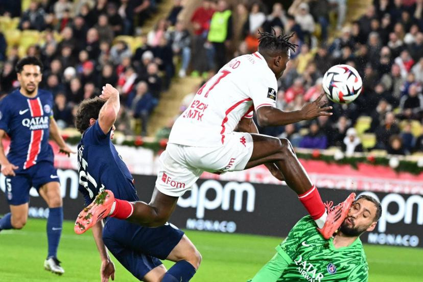 Singo présente ses excuses après sa faute dangereuse qui blesse Donnarumma