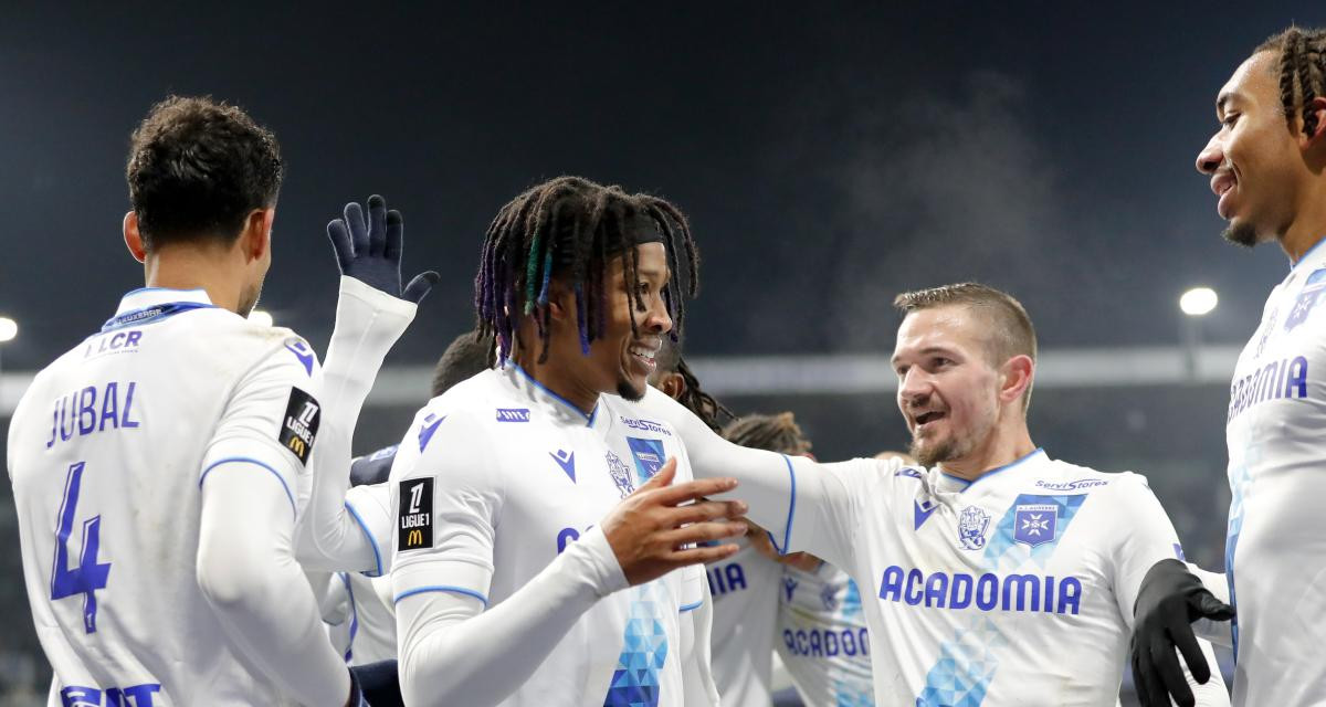 Auxerre - Dunkerque : Le Choc du Championnat à Ne Pas Manquer