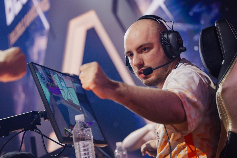 Derke quitte Fnatic et fait son entrée fracassante chez Team Vitality