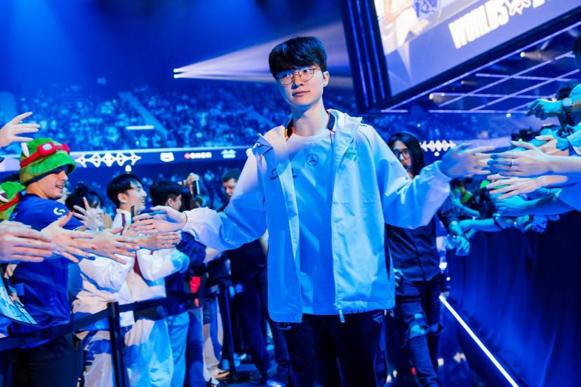 T1 et Faker : Une dynastie en marche vers une troisième finale mondiale consécutive