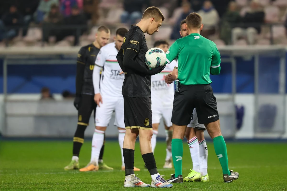 Photo de couverture de l'article Heymans assume son échec : le penalty qui a coûté cher aux Zèbres