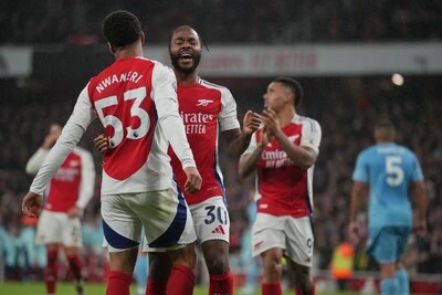 Arsenal écrase Nottingham Forest et retrouve des couleurs en Premier League