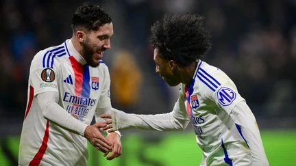 Rayan Cherki enflamme l'Europa League : Lyon domine Francfort et se rapproche des barrages