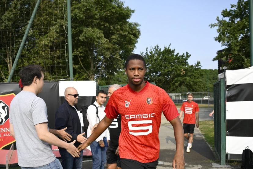 Wilson Samaké : Retour Précipité au Stade Rennais Après une Expérience Mitigée à Châteauroux